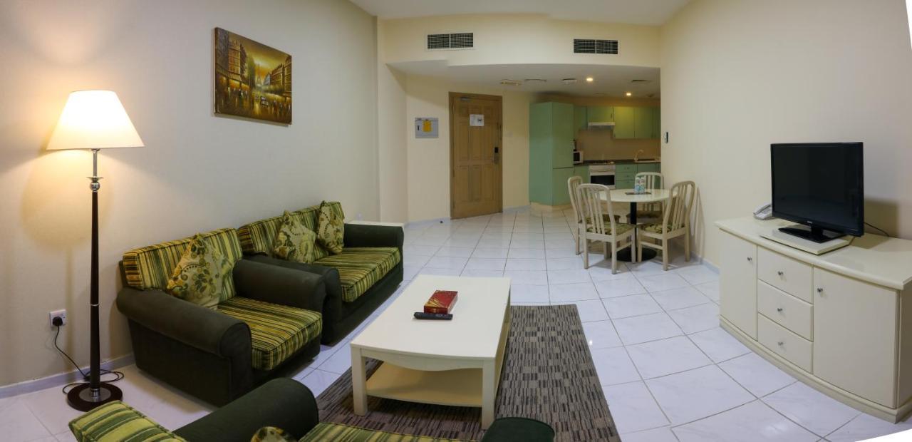 Wescott Pearl Hotel Apartments ドバイ エクステリア 写真