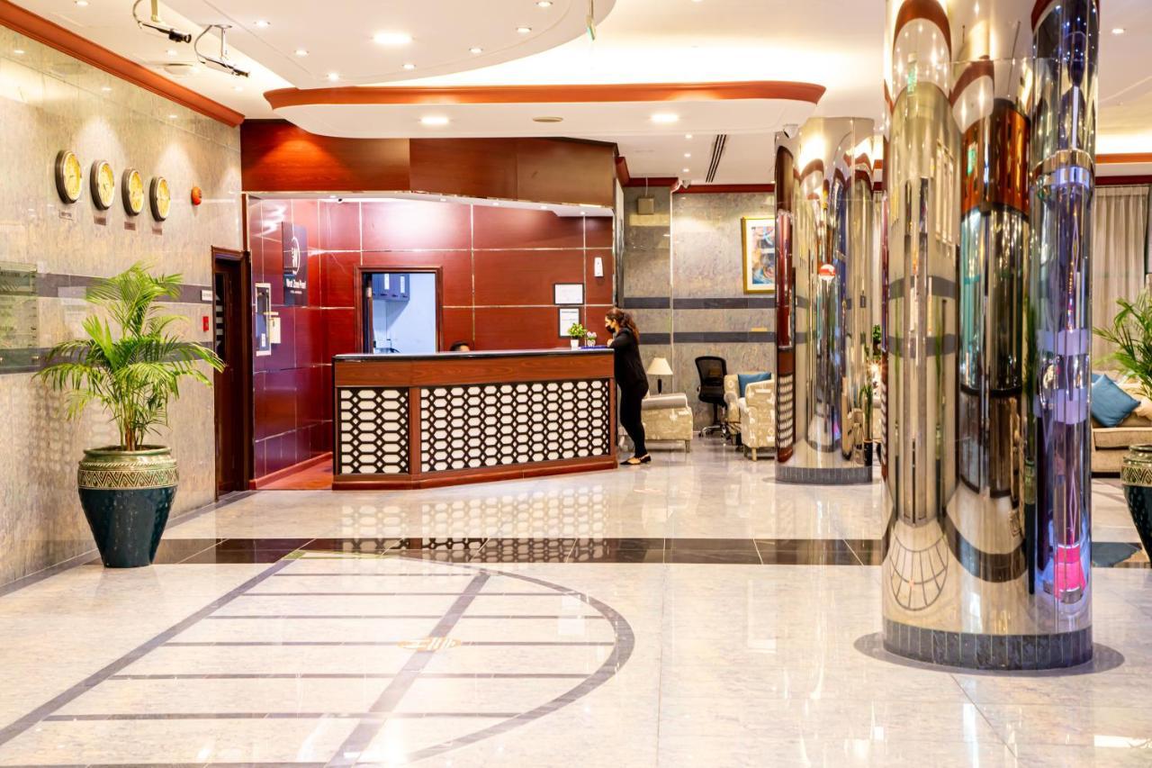 Wescott Pearl Hotel Apartments ドバイ エクステリア 写真